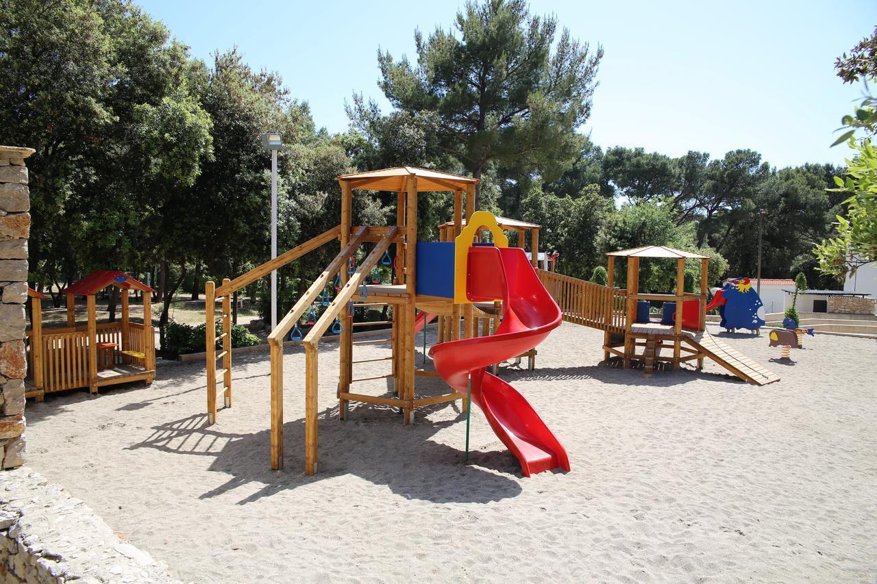Mobile Home Heaven Biograd Biograd Na Moru Exterior photo